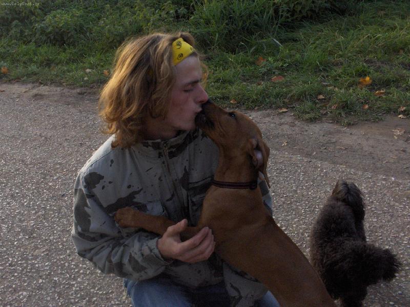 Foto: petr s mag-sladoucky polibek