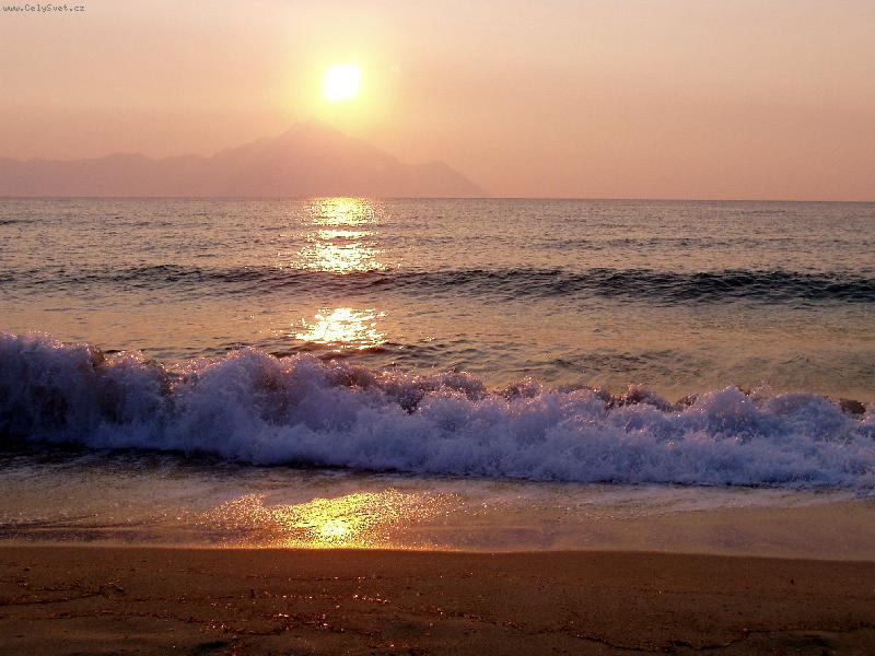 Foto: V�chod slunce-V�chod slunce nad Atosem