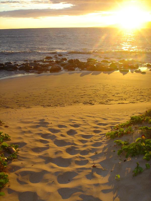 Foto: z�pad slunce na Hawaii