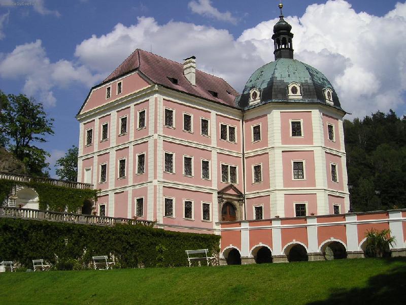 Foto: z�mek Be�ov