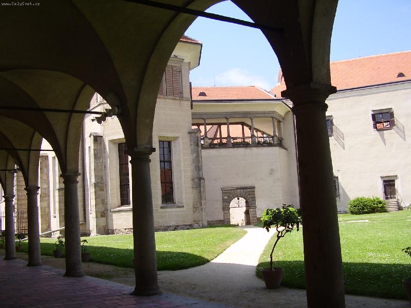 Foto: Tel�sk� z�mek