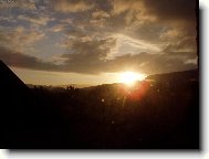 V�CHOD SLUNCE Z OKNA